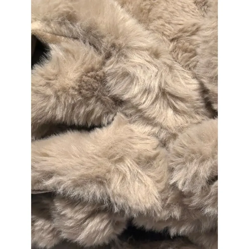 FRYE Faux Fur Throw Blanket 50 x 70
